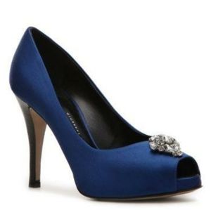 NWOT Giuseppe Zanotti Crystal Pumps